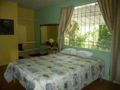 Riverside Private Lodge