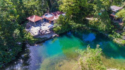 Riverside Private Lodge