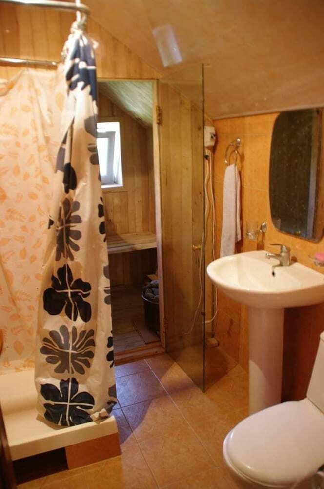 Hotel Areni House B&B