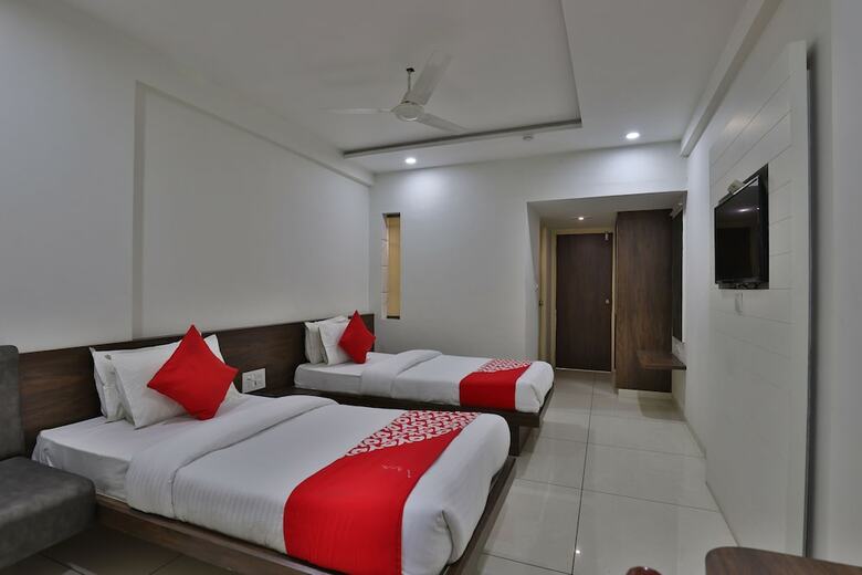 Oyo 11543 Hotel Panchsheel