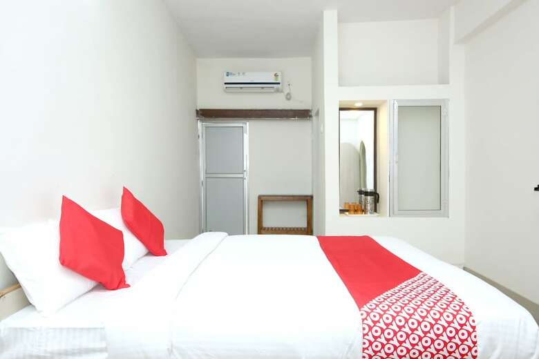 Hotel Oyo 25064 Chandrika