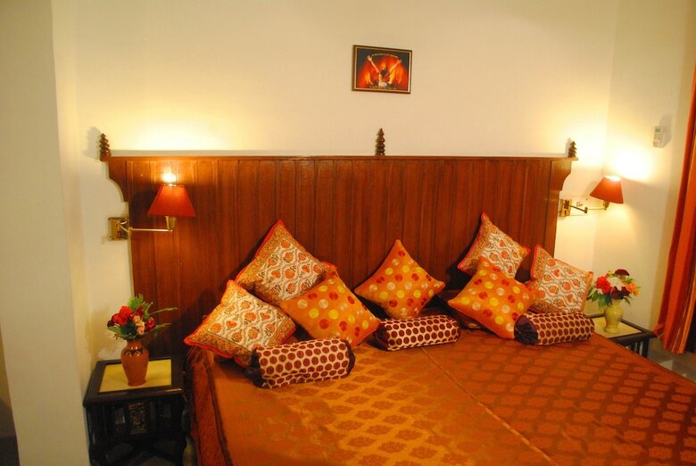 Hotel Harmony