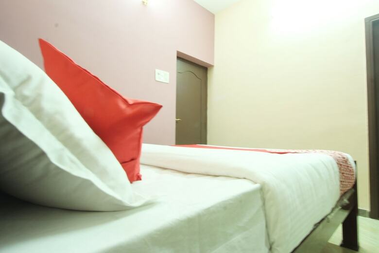 Oyo 28447 Hotel India Pride