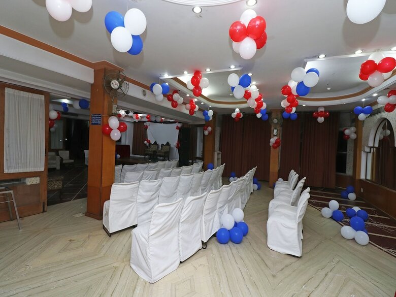 Oyo 29051 Hotel Solitaire & Restaurant