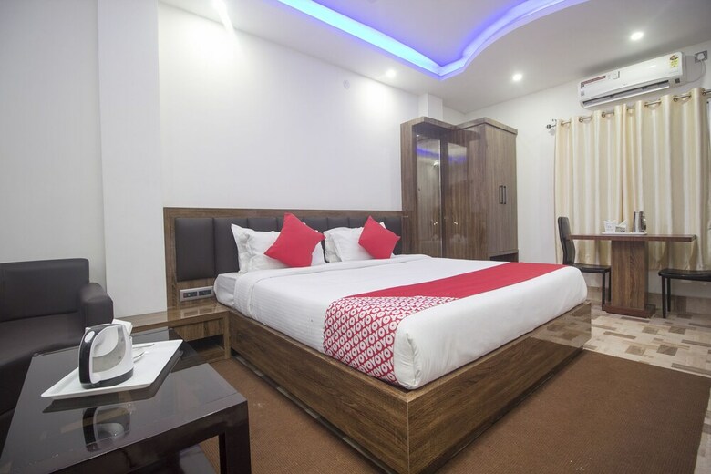 Oyo 29258 Hotel Debrani International