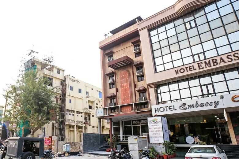 Oyo 28766 Hotel Siddharth