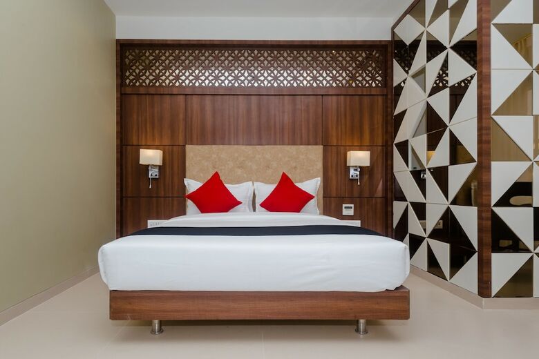 Capital O 28004 Hotel Mathoshree