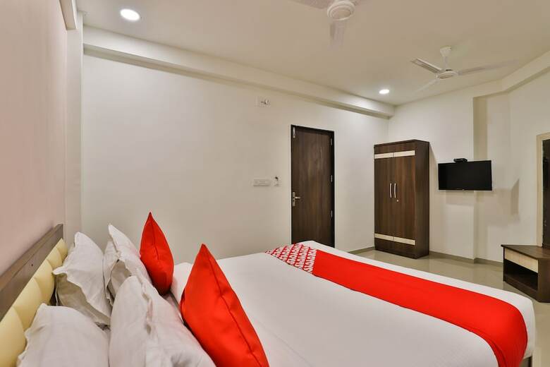 Oyo 26578 Hotel Aashray