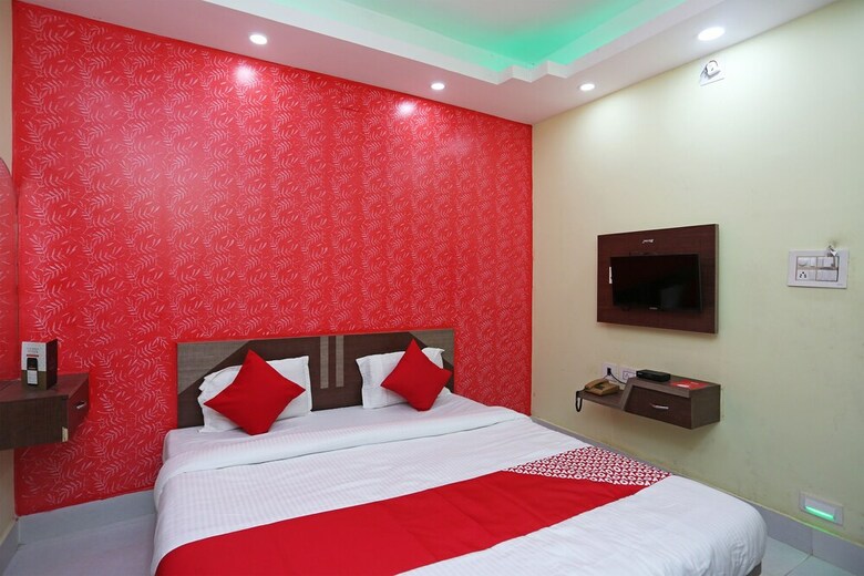 Oyo 27734 Hotel Savasi
