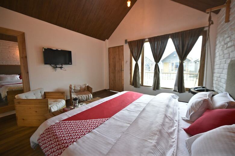 Hotel Oyo 26982 The Stay (Luxury Chalet)