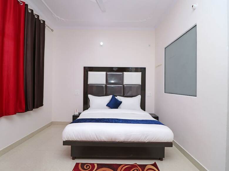 Oyo 13655 Hotel Benog Breeze