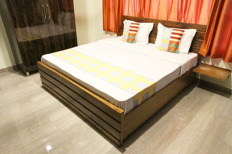 Hotel Oyo Home 22016 Hill View 2bhk