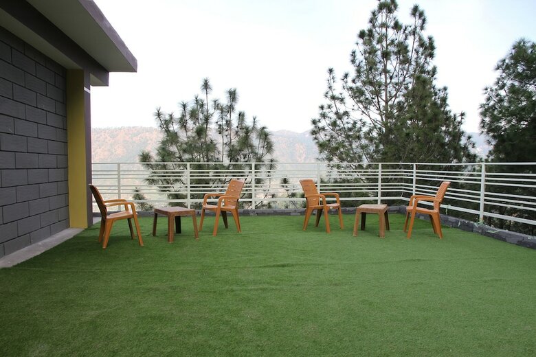 Hotel Oyo Home 22016 Hill View 2bhk