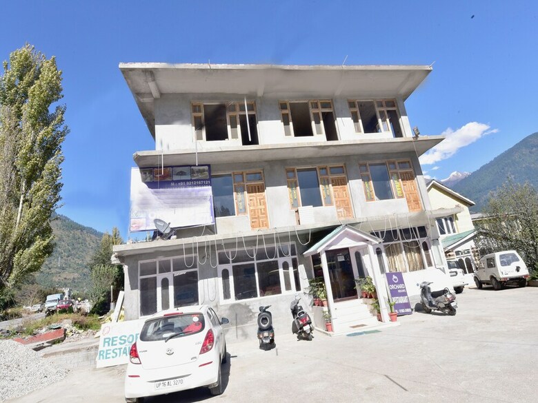 Hotel Oyo 22620 Orchard Resorts