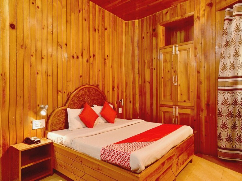 Hotel Oyo 22620 Orchard Resorts