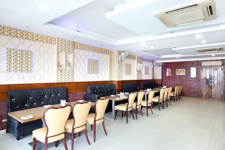 Hotel Oyo 18540 Black Diamond