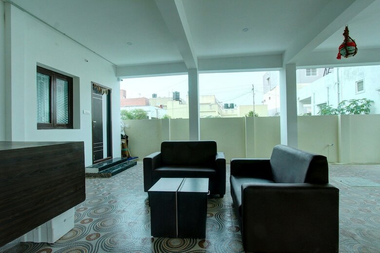 Hotel Oyo 24597 Dheeran Home Stay
