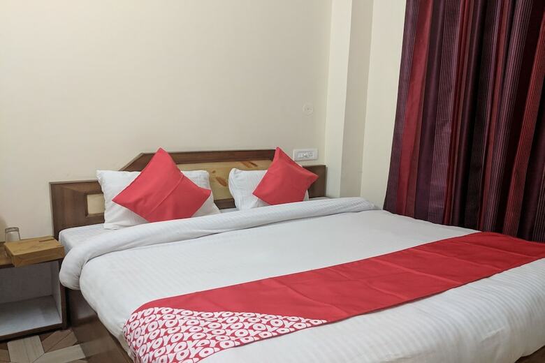 Hotel Oyo 24660 Mahasu Villa