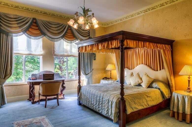 Hotel Tre-ysgawen Hall