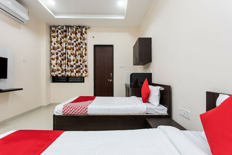 Oyo 26905 Hotel Aalishan