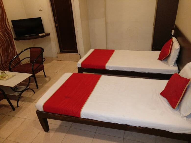 Hotel Morya