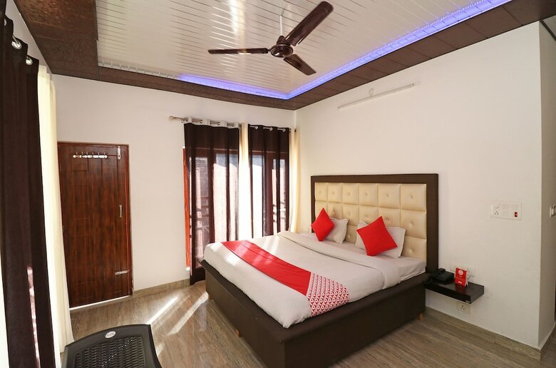 Oyo 24137 Hotel Himalayan Village