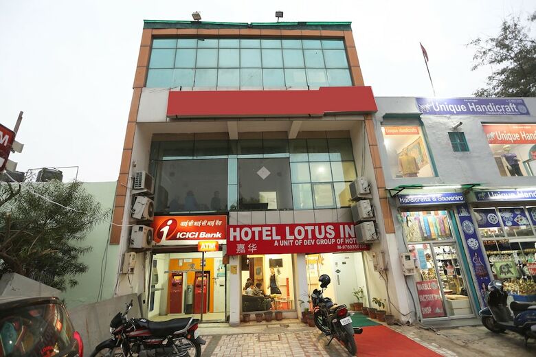 Oyo 26771 Hotel Lotus Inn