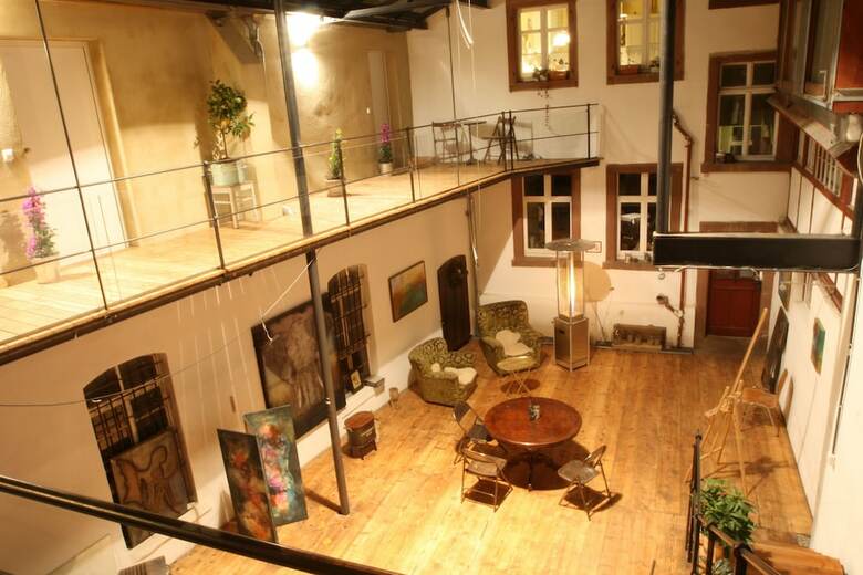 Art-be-and-b Bed And Breakfast