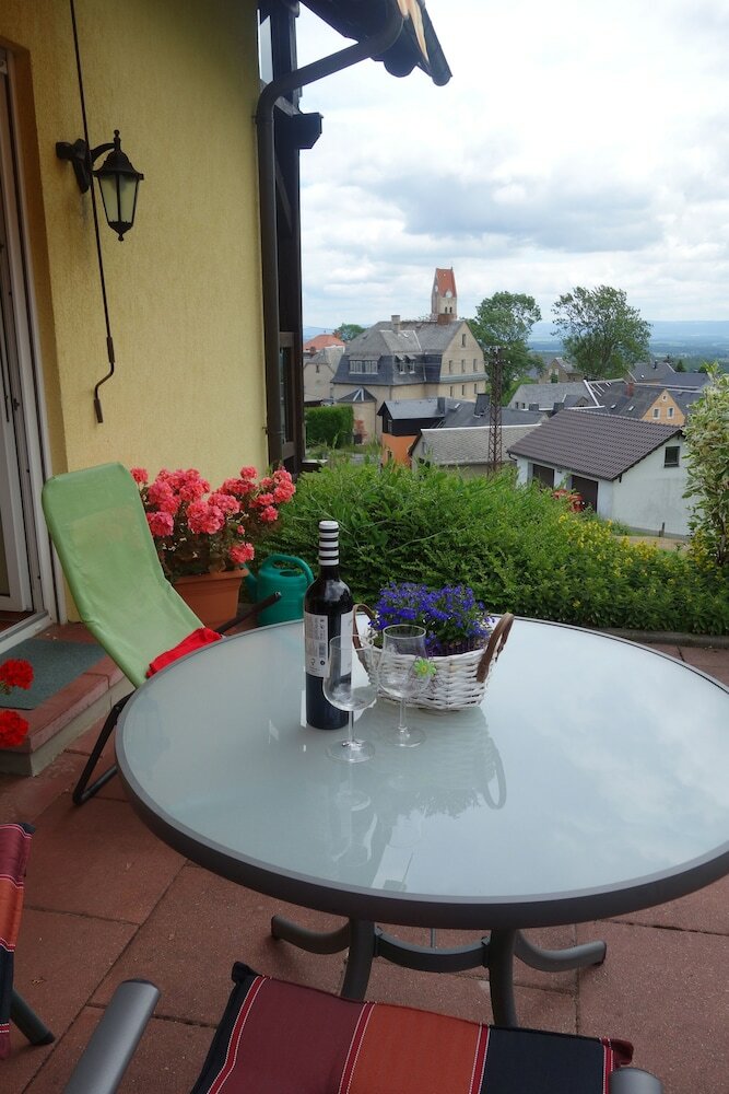 Apartamentos Ferienwohnung Schloss Sch�nberg