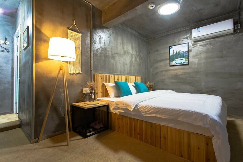Hostal Tunxi Old Street Homestay