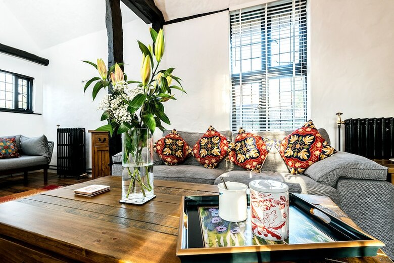 Burnside Hotel