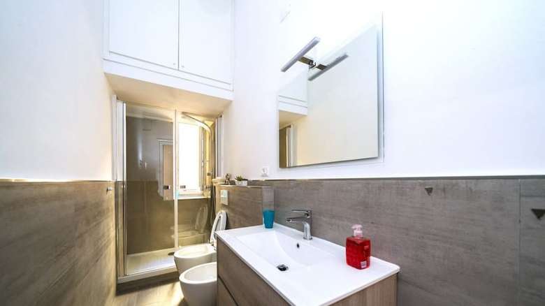 Exclusive Art Apartment