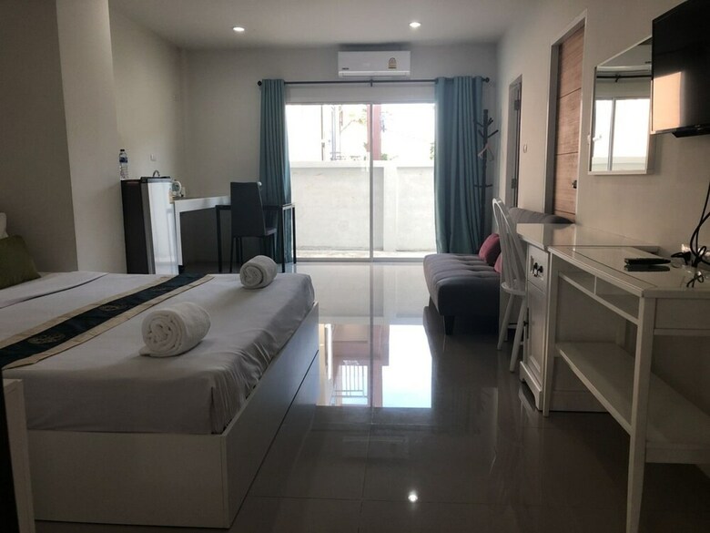 Hotel Khao Oat Airport
