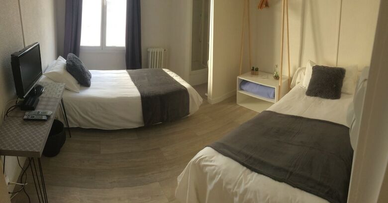 Hotel Les Chiens Du Guet