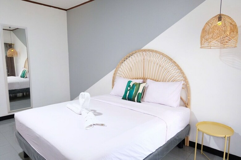 Rarem Bed And Breakfast