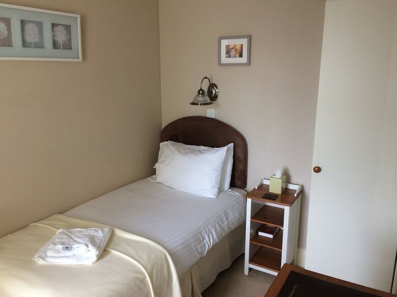 Riviera Lodge Hotel