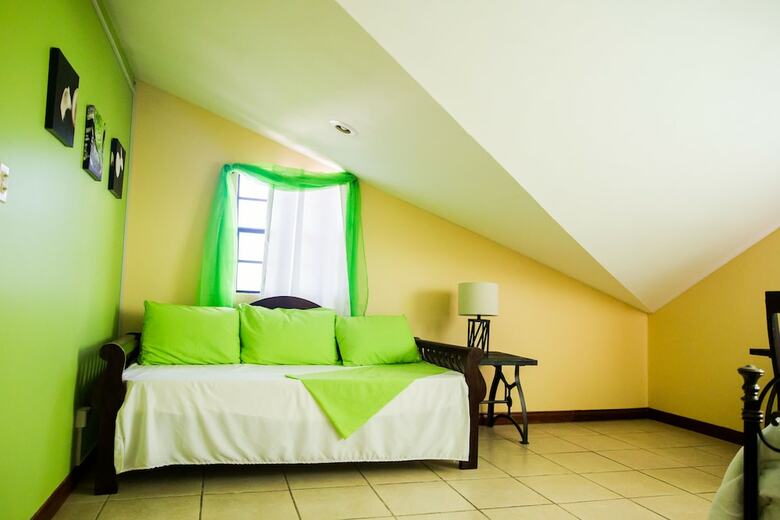 Hotel Cataleya Guesthouse