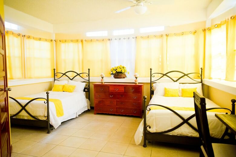 Hotel Cataleya Guesthouse