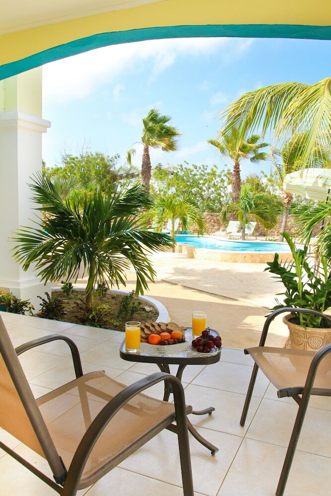 Hotel Aqua Viva Suites
