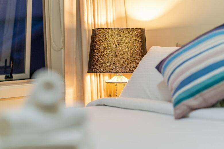 Hotel Birkenhead Super Cozy & Comfort Shared Room