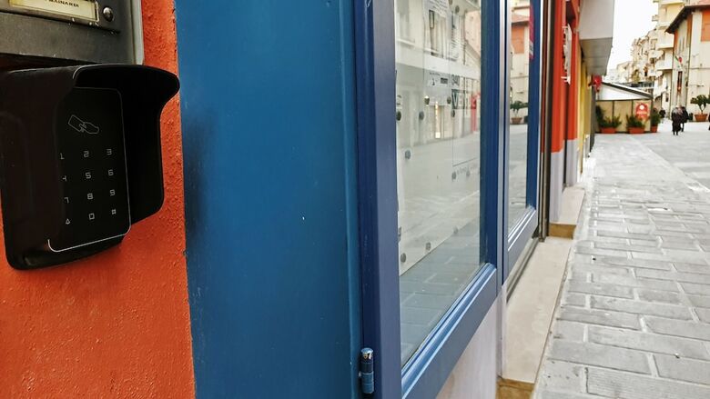 6thland - Rent Rooms  La Spezia