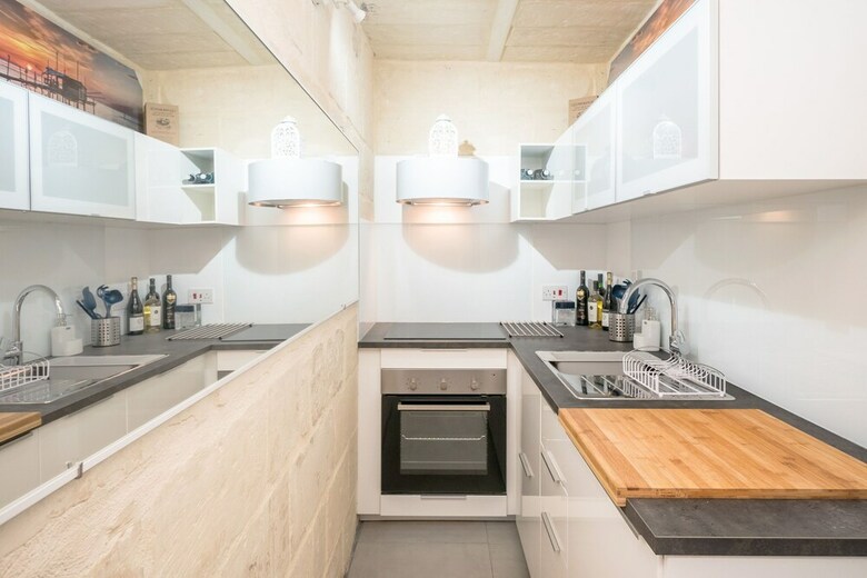 Valletta South Street Apartment