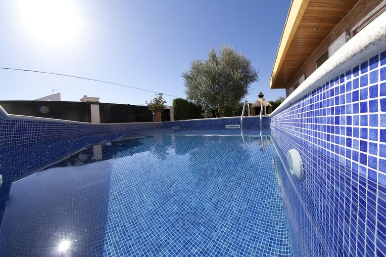 Villa El Olivo