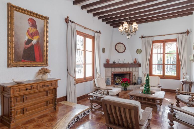 Villa Fidalsa Wine Valley Mansion