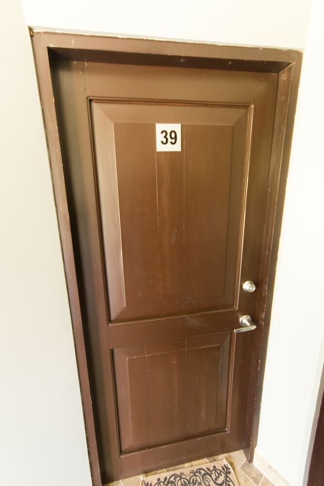 Apartamentos Condo Cari�o