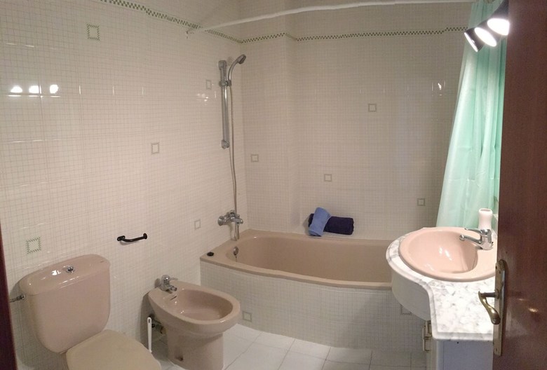 Apartamentos Aiguaneu S Ermita