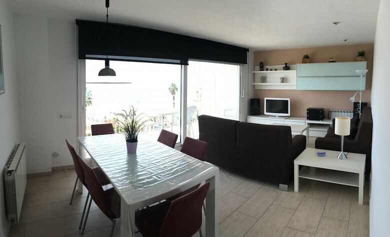 Apartamentos Aiguaneu S Ermita