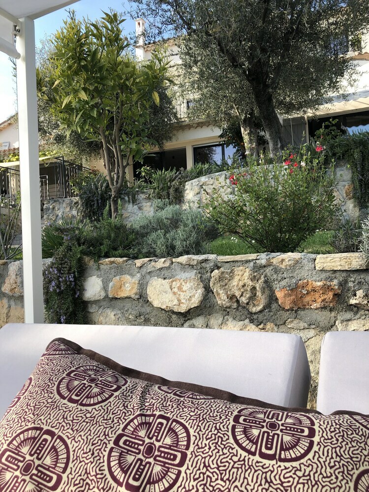 Bed & Breakfast Mas Saint Antoine - Maison D'hotes