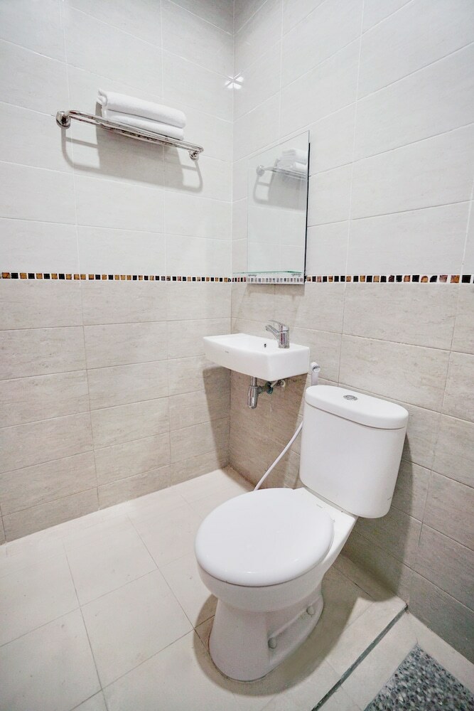 Hotel Oyo 415 Kartini 8 Residence