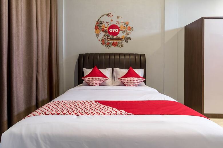 Hotel Oyo 470 Green Kno